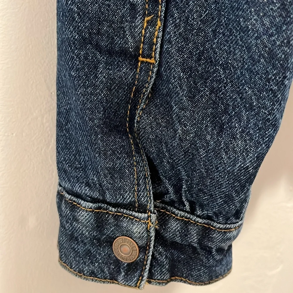 LevisType 3 Sherpa Trucker Denim Blue Jacket Women’s Size L - Picture 7 of 16